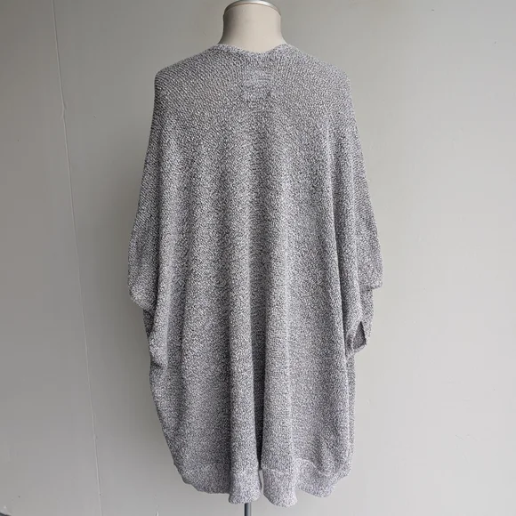 Aritzia Community Iconic Cape Knit Cardigan - Picture 6 of 9
